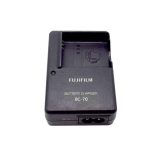FUJIFILM BC-70 Battery Charger